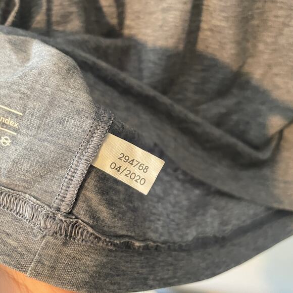 Outdoor Voices Men's Coudknit Tee in Charcoal / Heather Gray Sz M - Picture 4 of 6